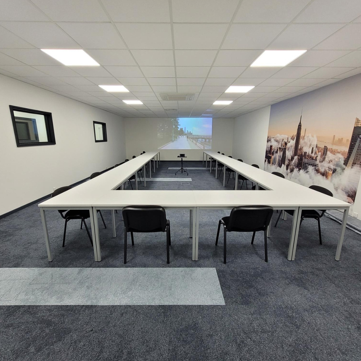 Location de bureau Roanne - Domiciliation entreprise - Séminaire Loire